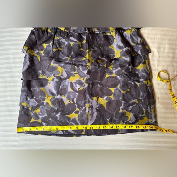 J. Crew•strapless silk mini dress•women’s 6•black/gray floral•peplum/ruffle - Picture 8 of 14